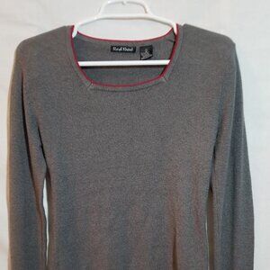 RED PAINT - L, GREY W/RED ACCENTS, PULL OVER SWEATER.